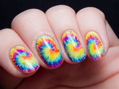 Rainbow Dots Pedicure tie dye toe nail designs